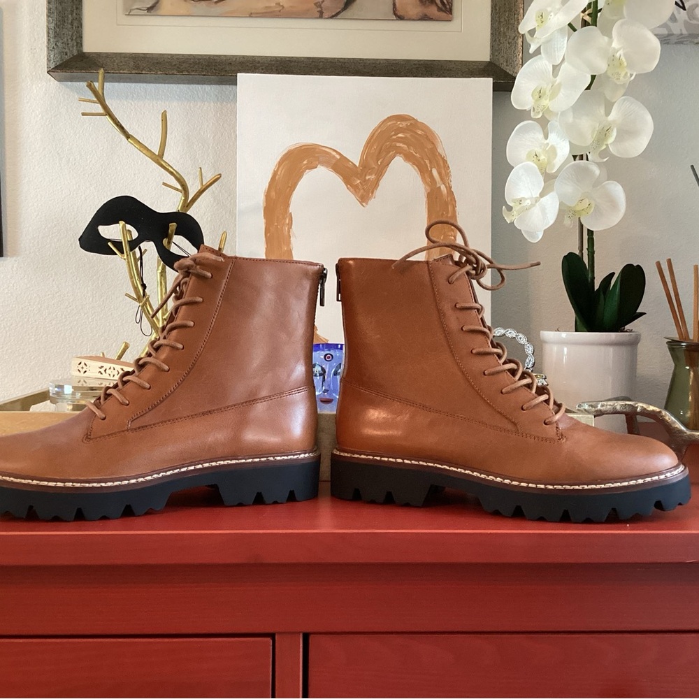 Madewell Leather Boots with Back Zipper - Picture 5 of 8